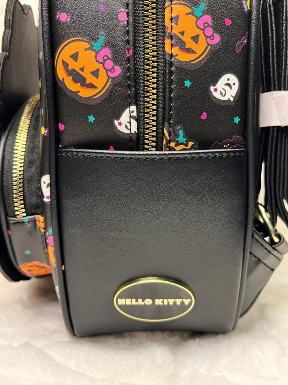 Hello Kitty Black Halloween Backpack with pumpkins & ghosties - Picture 7 of 8